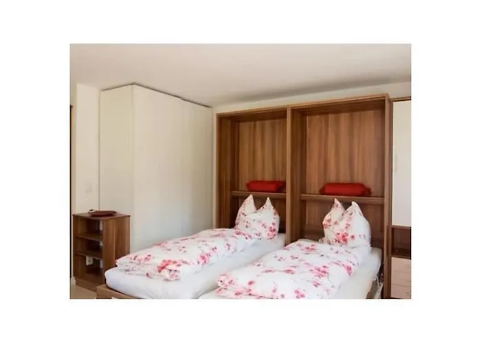 With 1 Bedroom 巴特莱辛哈尔
